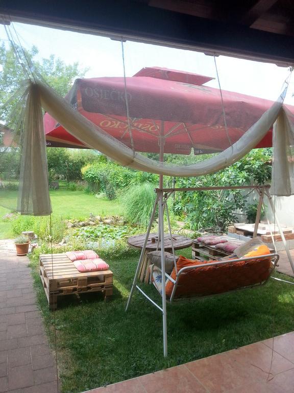Studio Apartments Korosteljev Осиек Экстерьер фото
